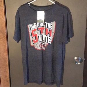 Columbus Blue Jackets Fifth Line Large NWT T-Shirt